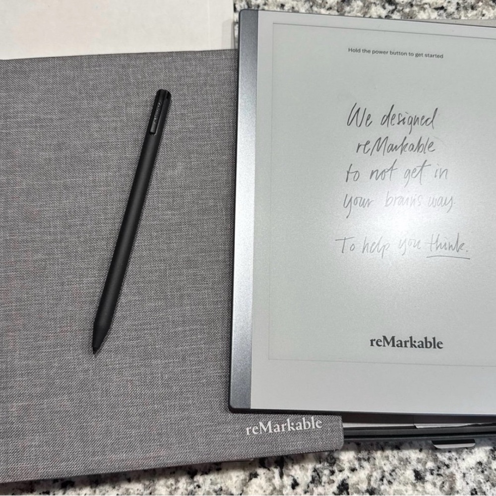 reMarkable 2 Bundle – NIB Marker Plus, Polymer Folio, 8 Nibs, Boxes – Excellent!